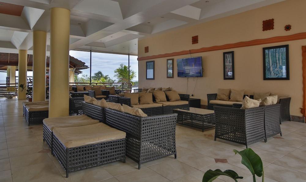 Grafton Beach Resort Black Rock Екстер'єр фото